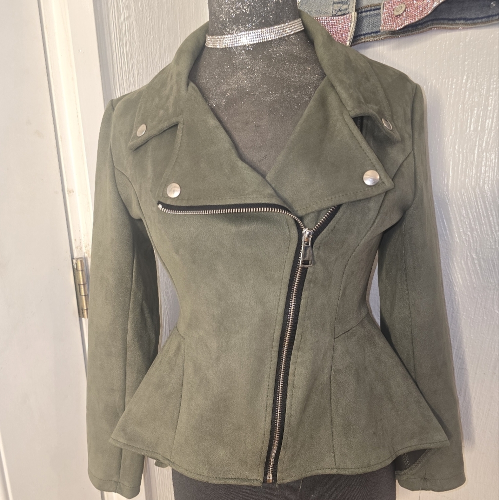 Stylish Olive Women's Leather Jacket